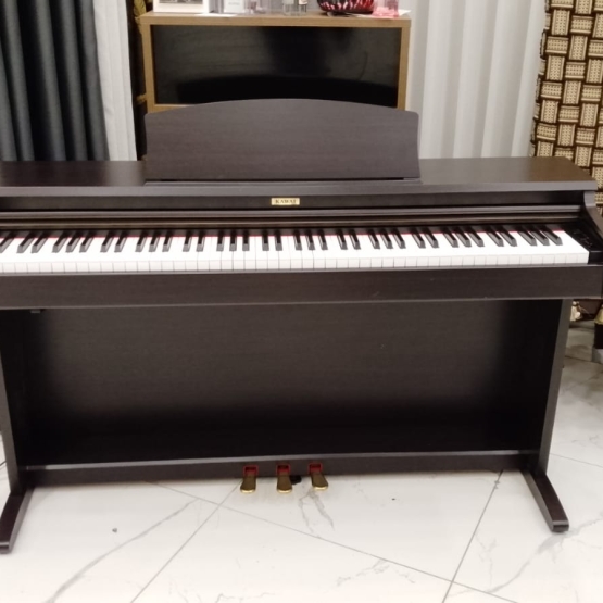 Kawai kdp 90 R dijital piyano 2. el temiz kullanılmış