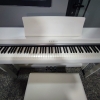 Kawai CN27W beyaz piyano 2. el fırsat çok temiz